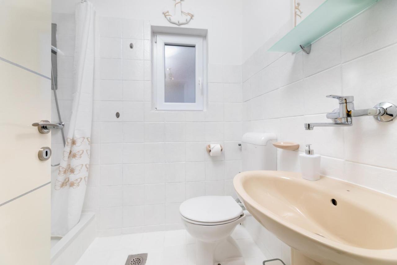 Apartments Aisa* Countryside Holiday Just 500M From The Beach! Krk Town Exterior photo